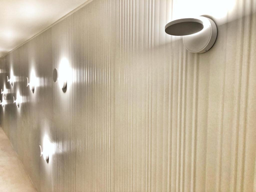 Grosszuegiges Apartment Mit Lounge Naehe Naschmarkt เวียนนา ภายนอก รูปภาพ